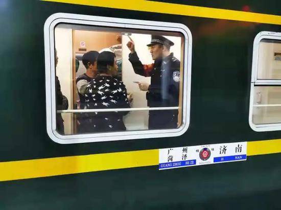 悼念！26岁民警在处置火车突发脱线事故中牺牲